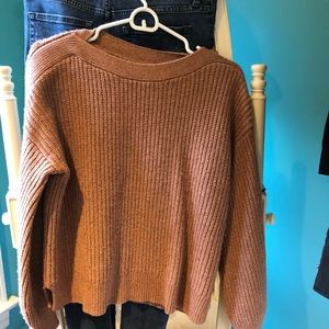 scooped neck sweater 60 %merino wool , 40 % nylon